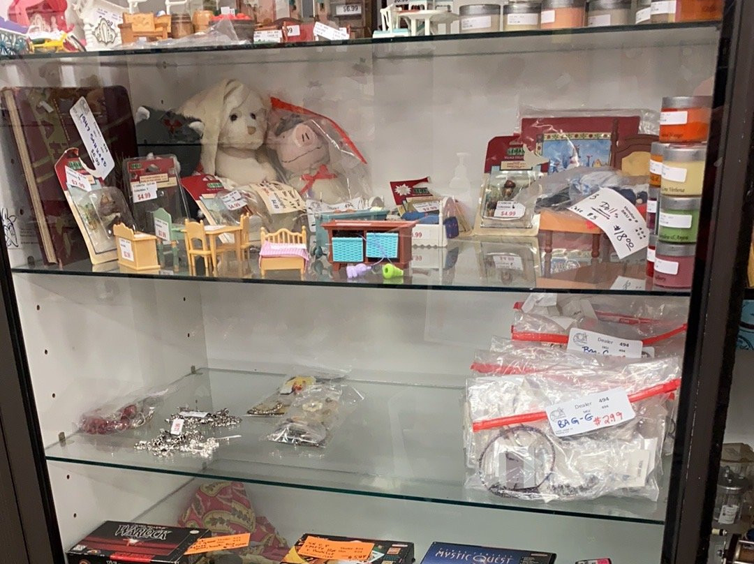 Brass Armadillo Antique Mall-凤凰城必去景点