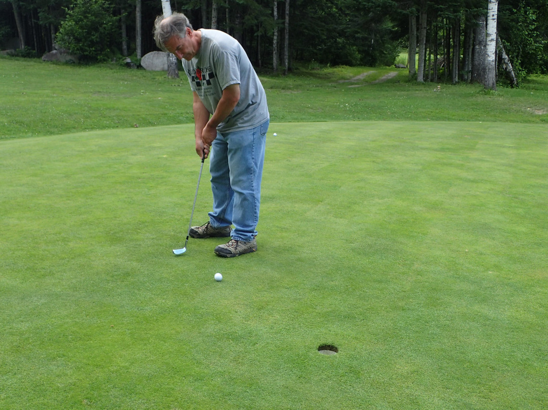 Moose Meadows Golf Course景点图片