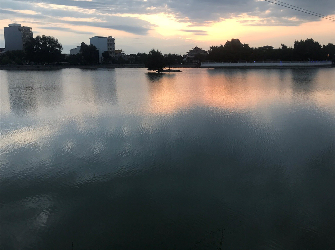 Lahijan Lake景点图片
