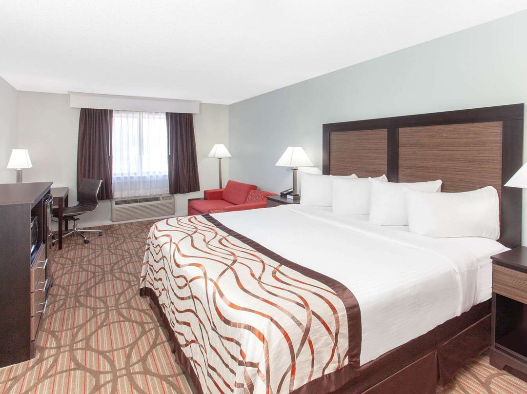 Baymont by Wyndham Grand Haven主图