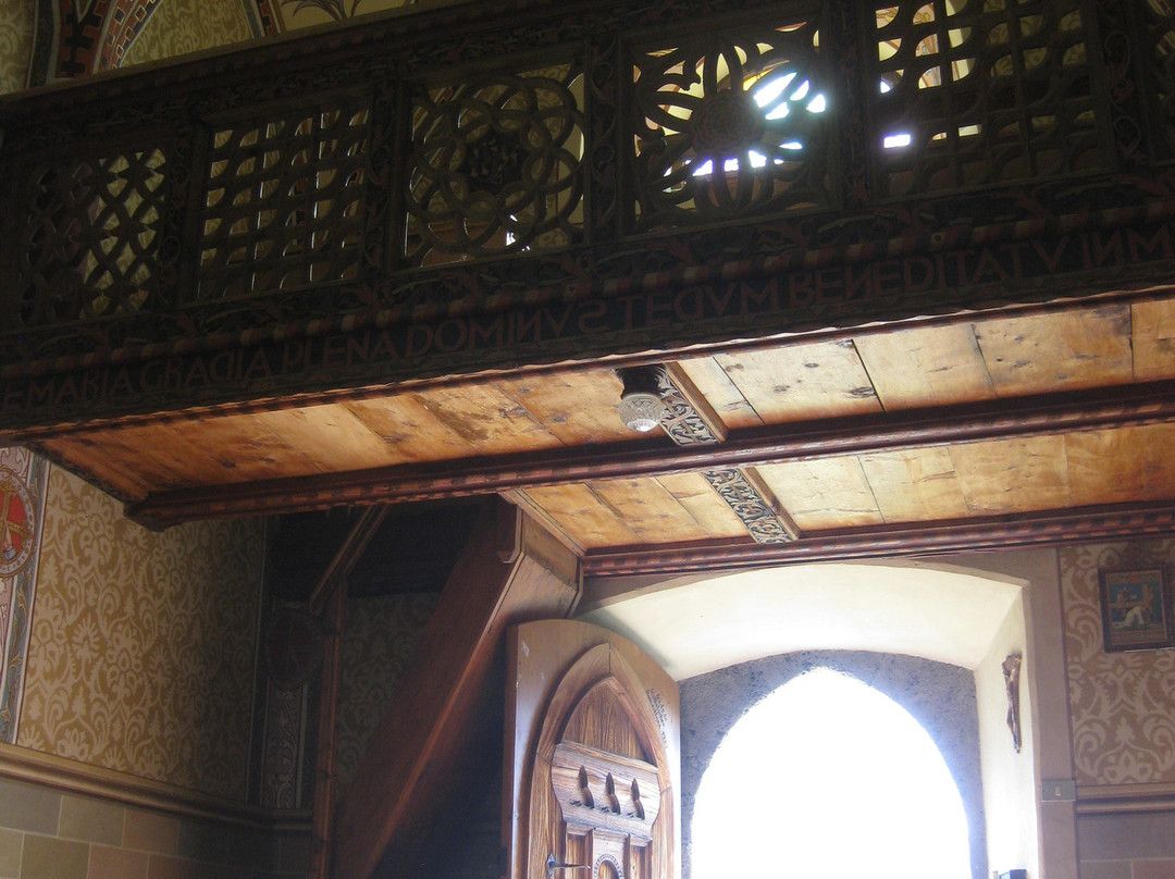 Chiesa Di Santa Barbara-La Valle必去景点