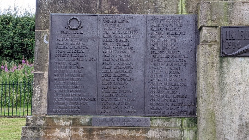 Dalry War Memorial-Dalry必去景点