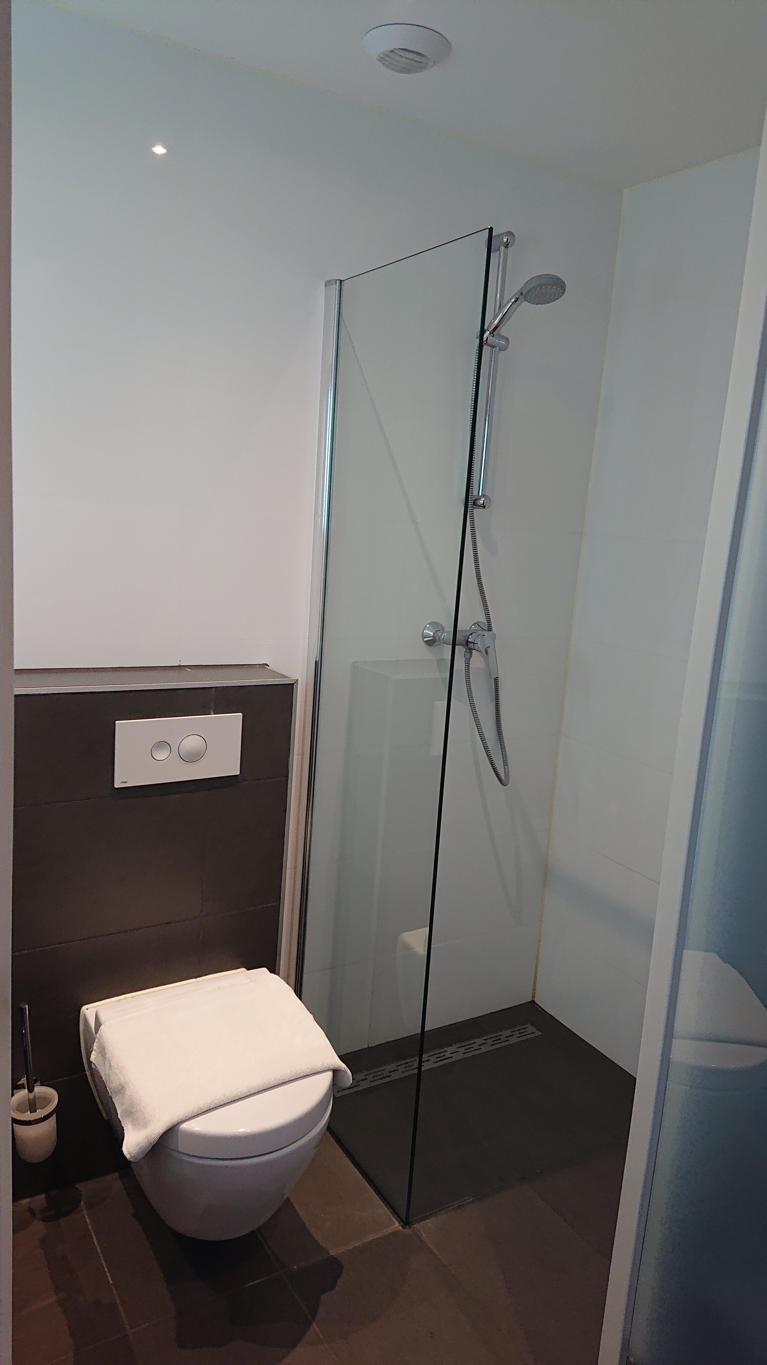 Joy Hotel Amsterdam-浴室