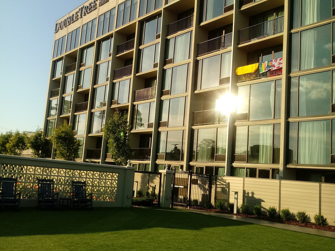 DoubleTree by Hilton Hot Springs主图