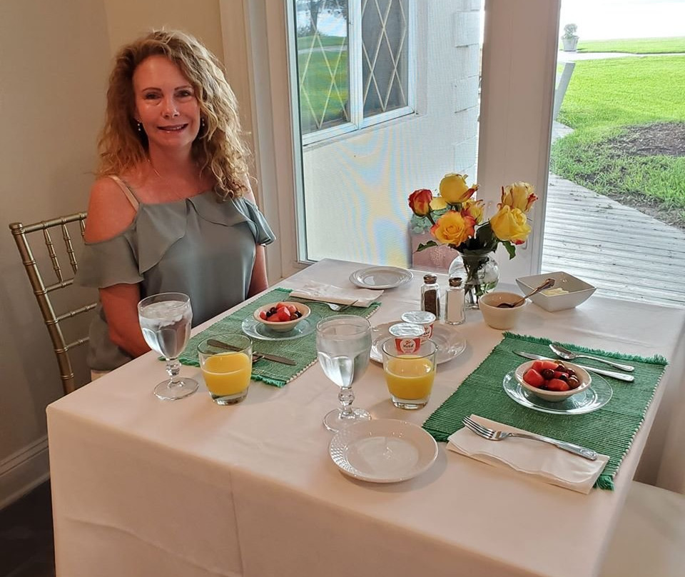 Azaleana Manor主图