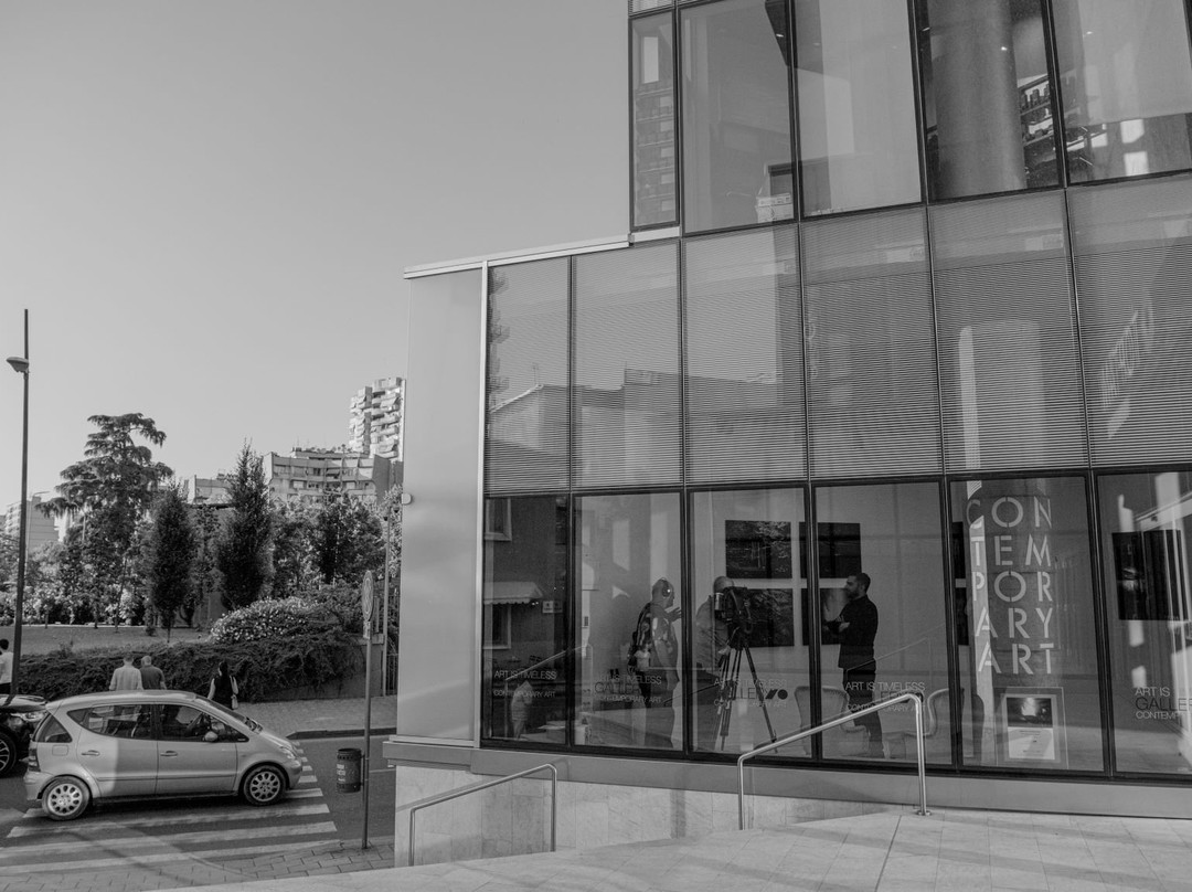 Gallery 70-地拉那必去景点