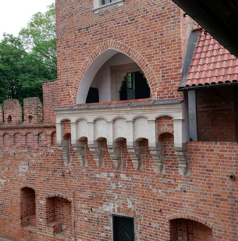 Oporów Castle Museum景点图片