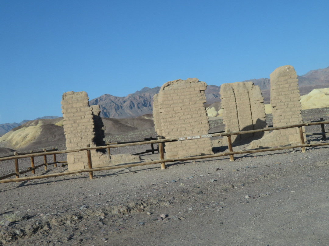 Mustard Canyon Drive-Furnace Creek必去景点