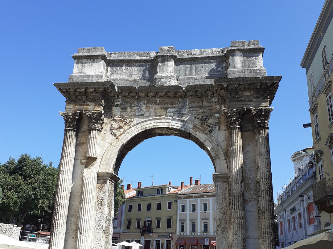 Arco dei Sergi-普拉必去景点