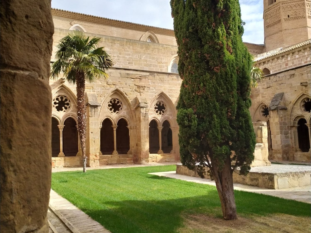 Monasterio de Nuestra Señora de Rueda景点图片