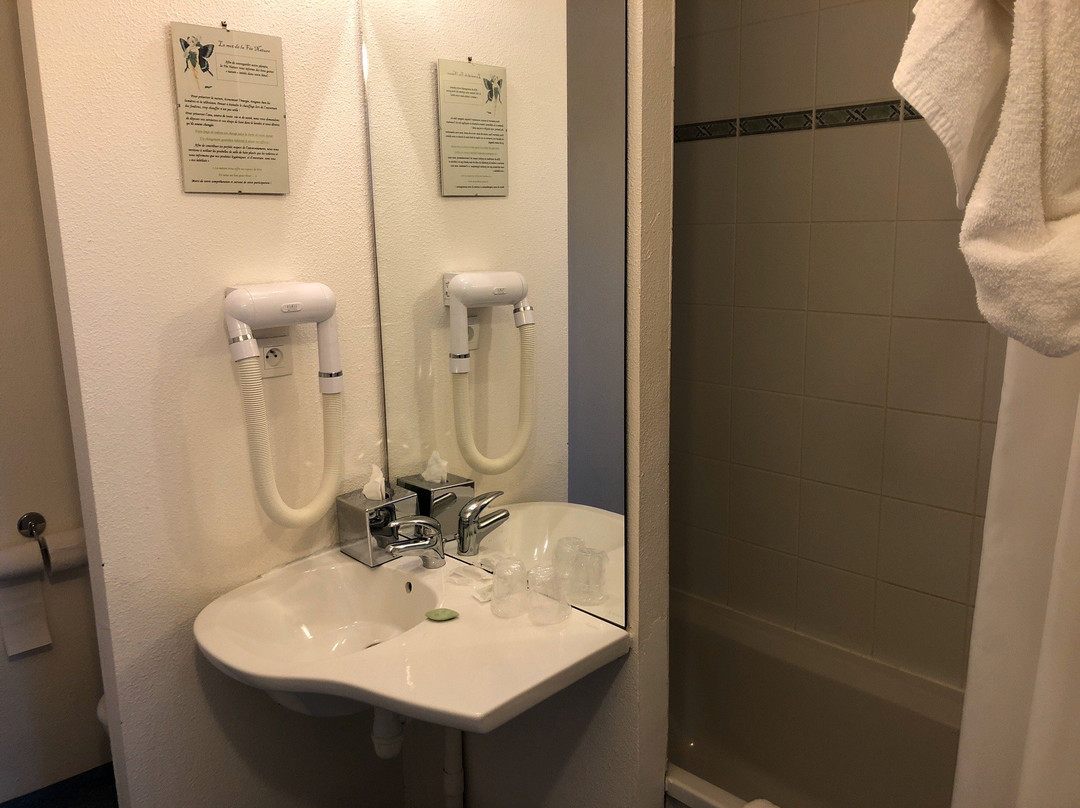 费斯公园酒店主图