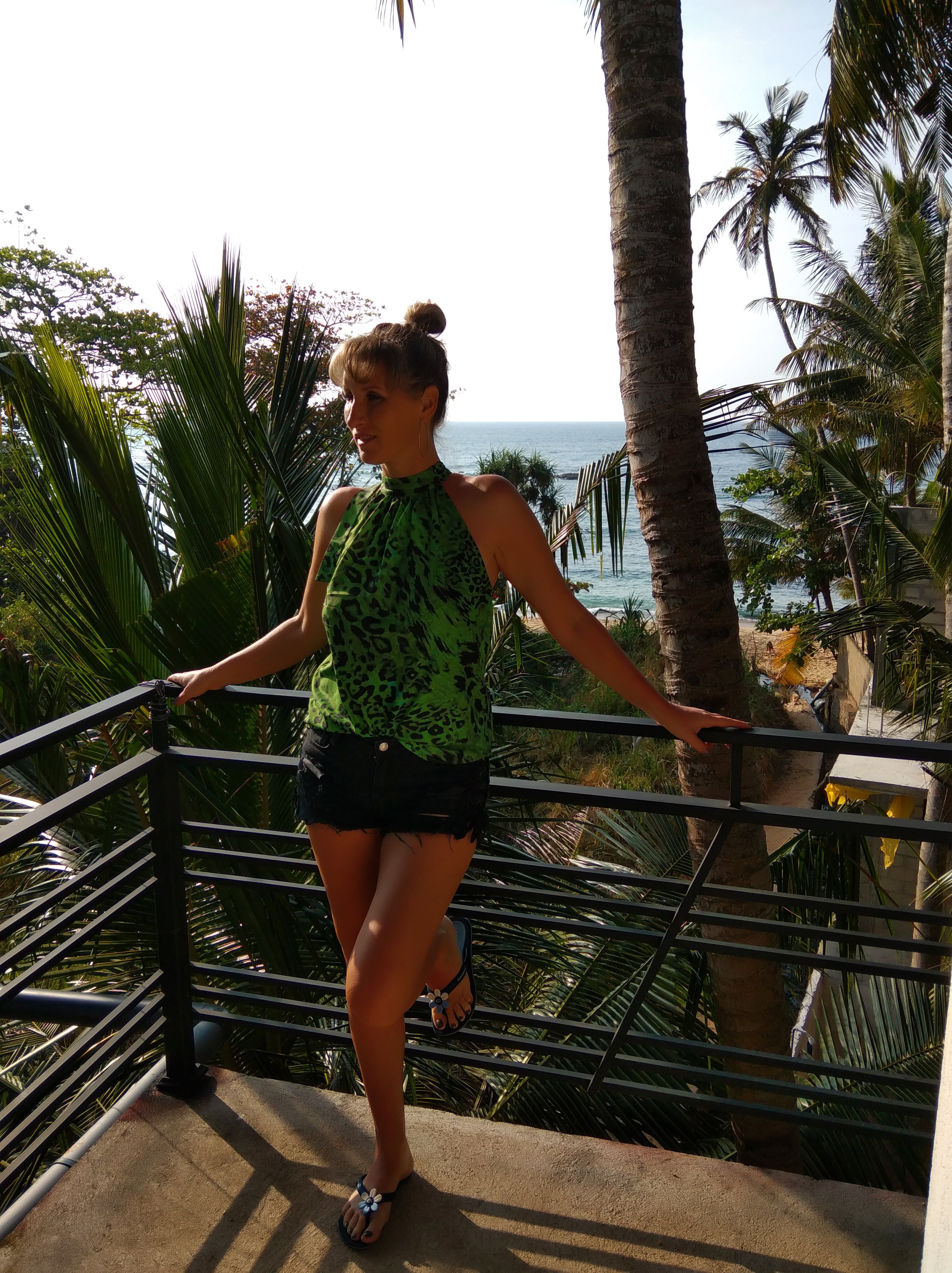 White Lion Paradise-餐饮