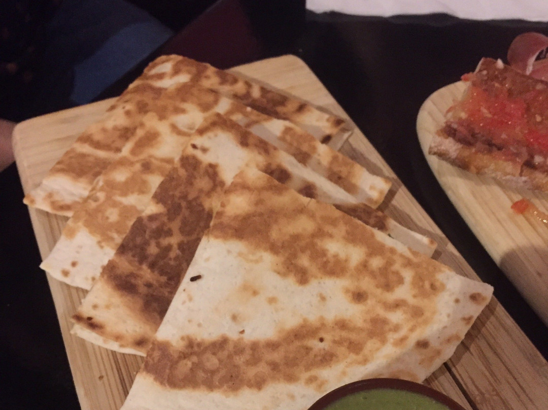 Los Dos Hermanos-克莱蒙费朗必去景点