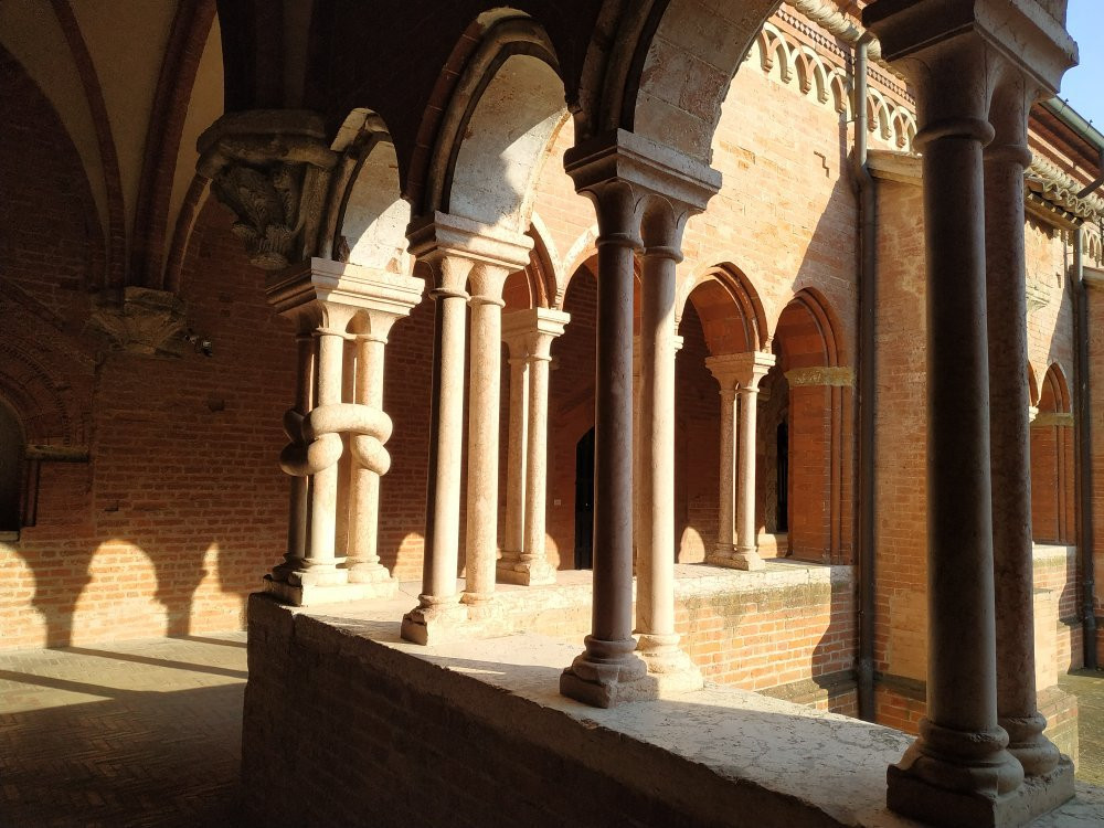 Abbazia Cistercense di Chiaravalle della Colomba景点图片