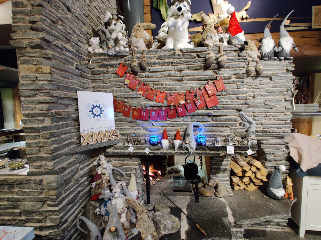 欧若拉圣诞酒店主图