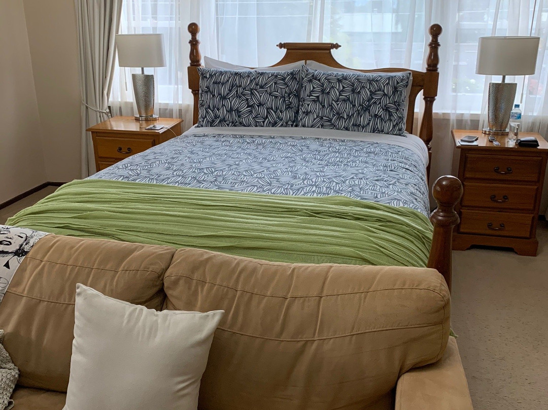 Jones on Wilson主图