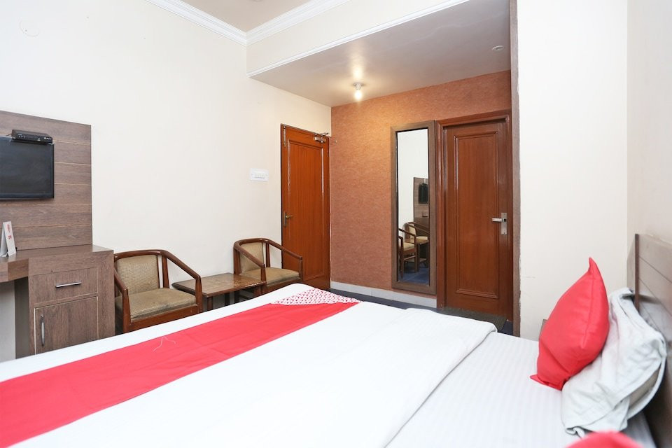 OYO 8871 Hotel Veer Sarthak主图