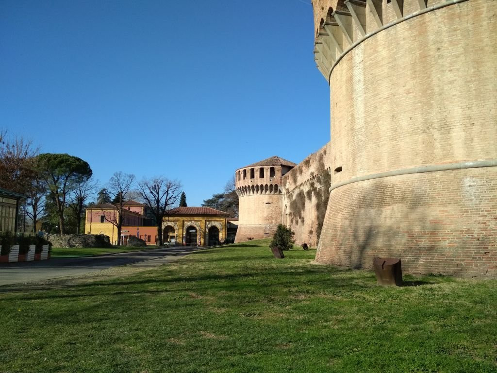 Rocca Sforzesca-伊莫拉必去景点