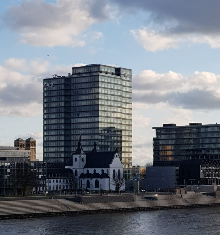 Freitreppe Kölner Rheinboulevard景点图片