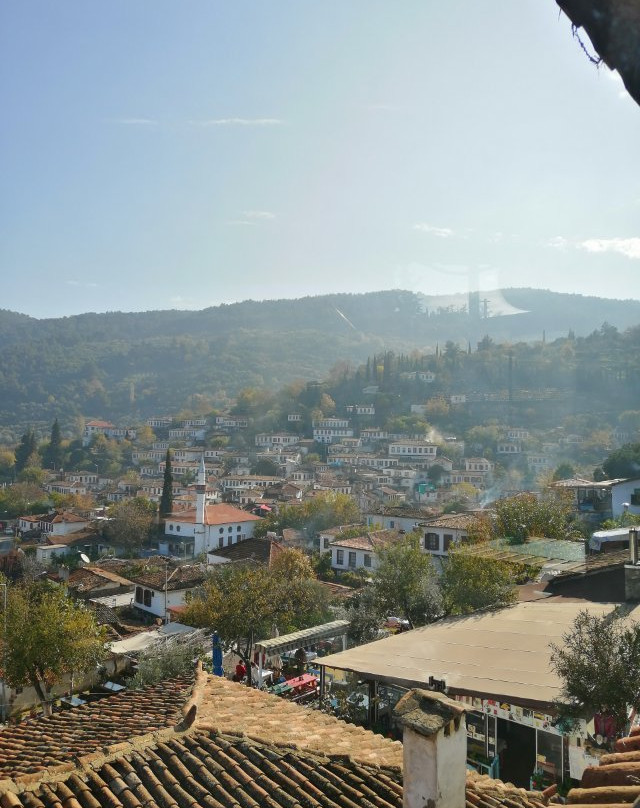 Zeytinli Konak主图