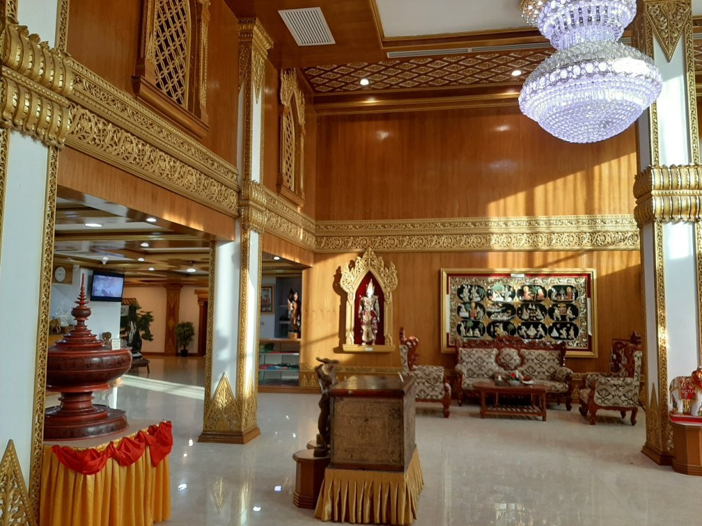 Su Tine San Royal Palace Hotel主图
