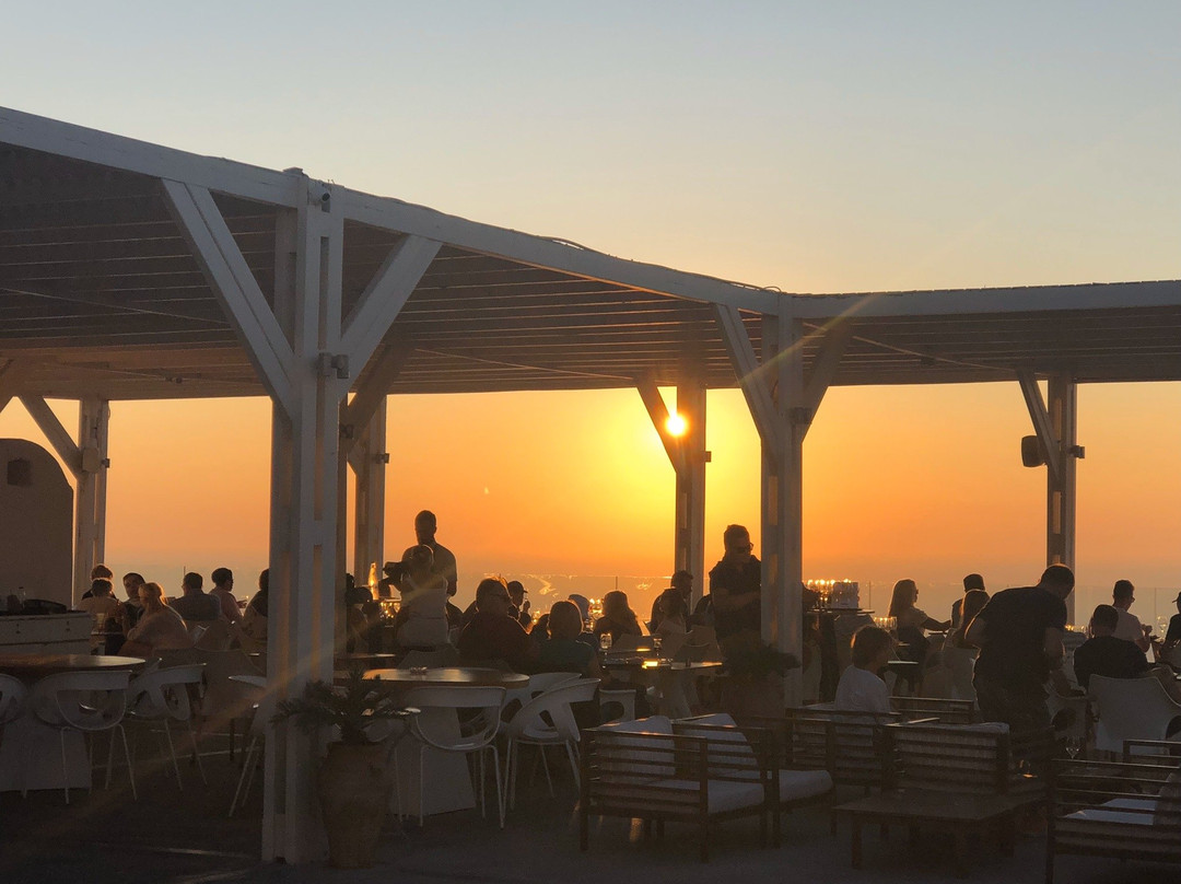 Wine in Santorini Exclusive wine tour & tasting-圣托里尼必去景点