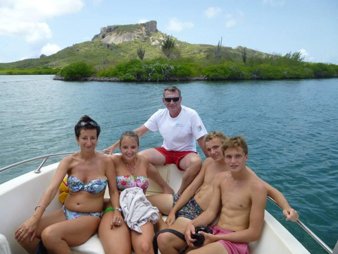 NoName Watersports Curacao-威廉斯塔德必去景点