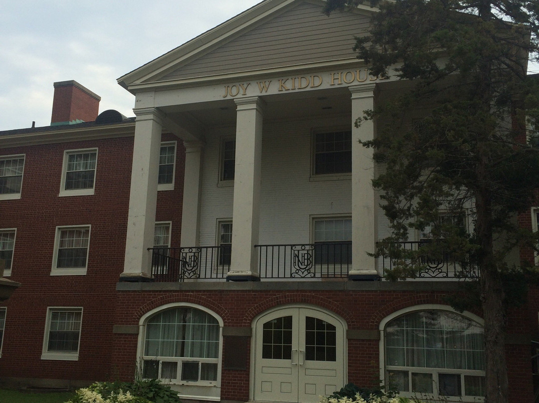 Waasis旅游景点-University of New Brunswick Art Centre