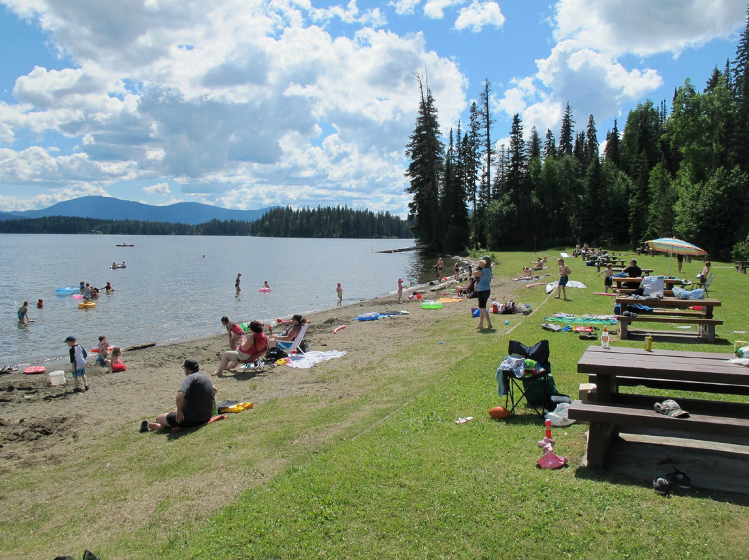 Purden Lake Provincial Park景点图片