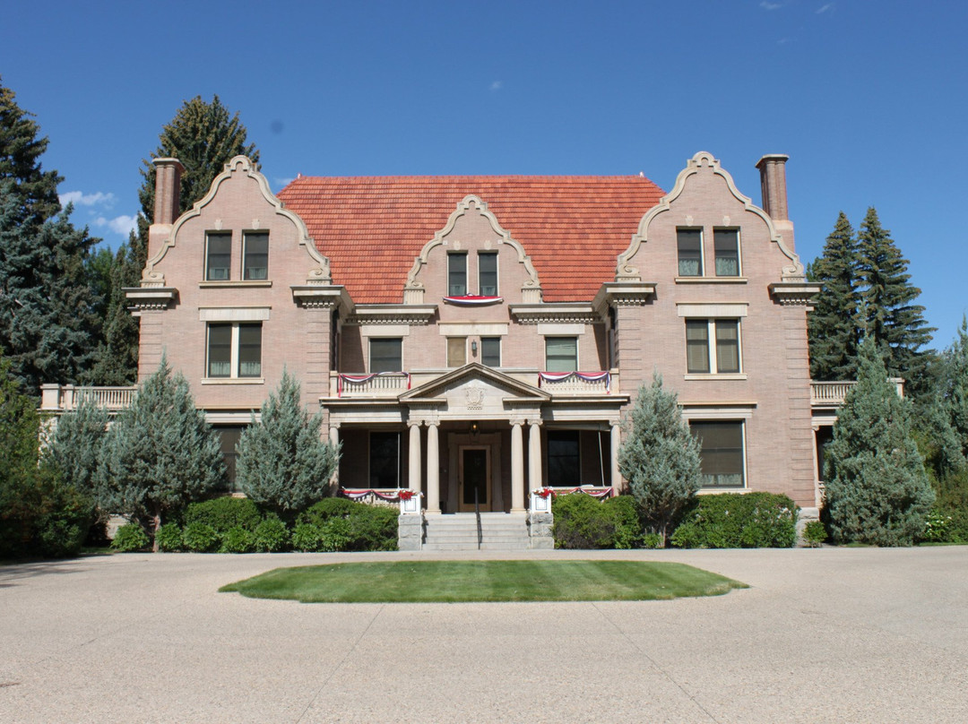 谢里登旅游景点-Trail End State Historic Site