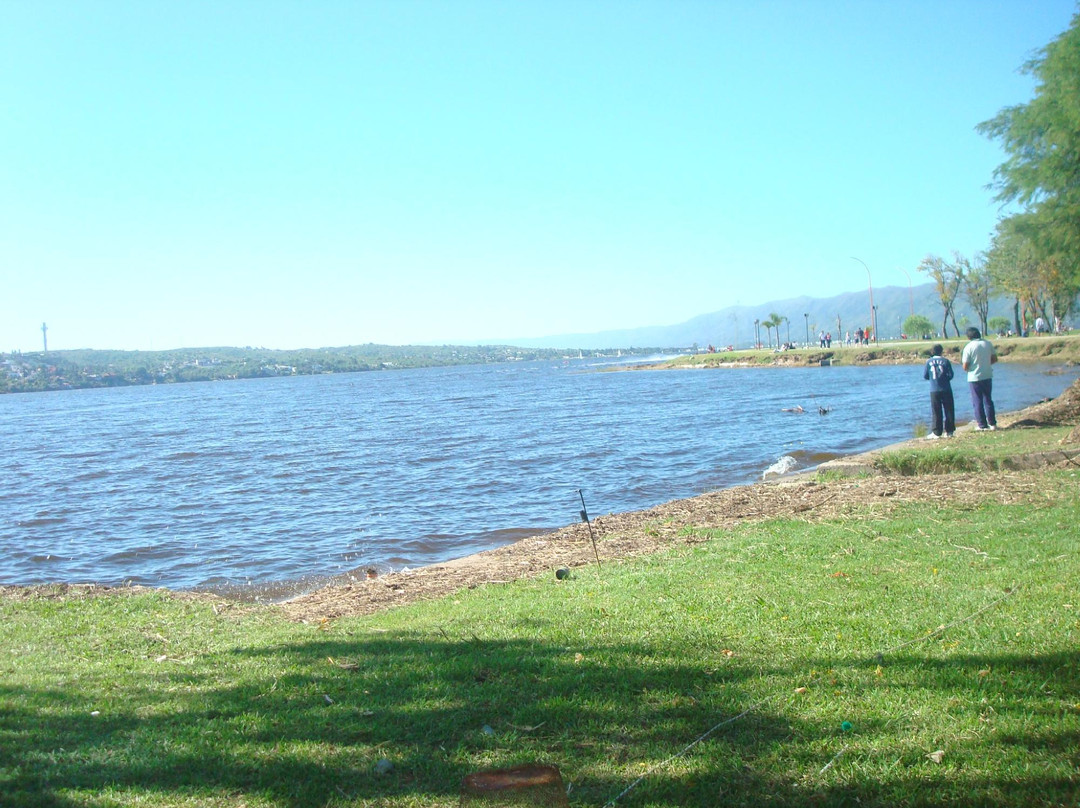 San Roque Lake景点图片