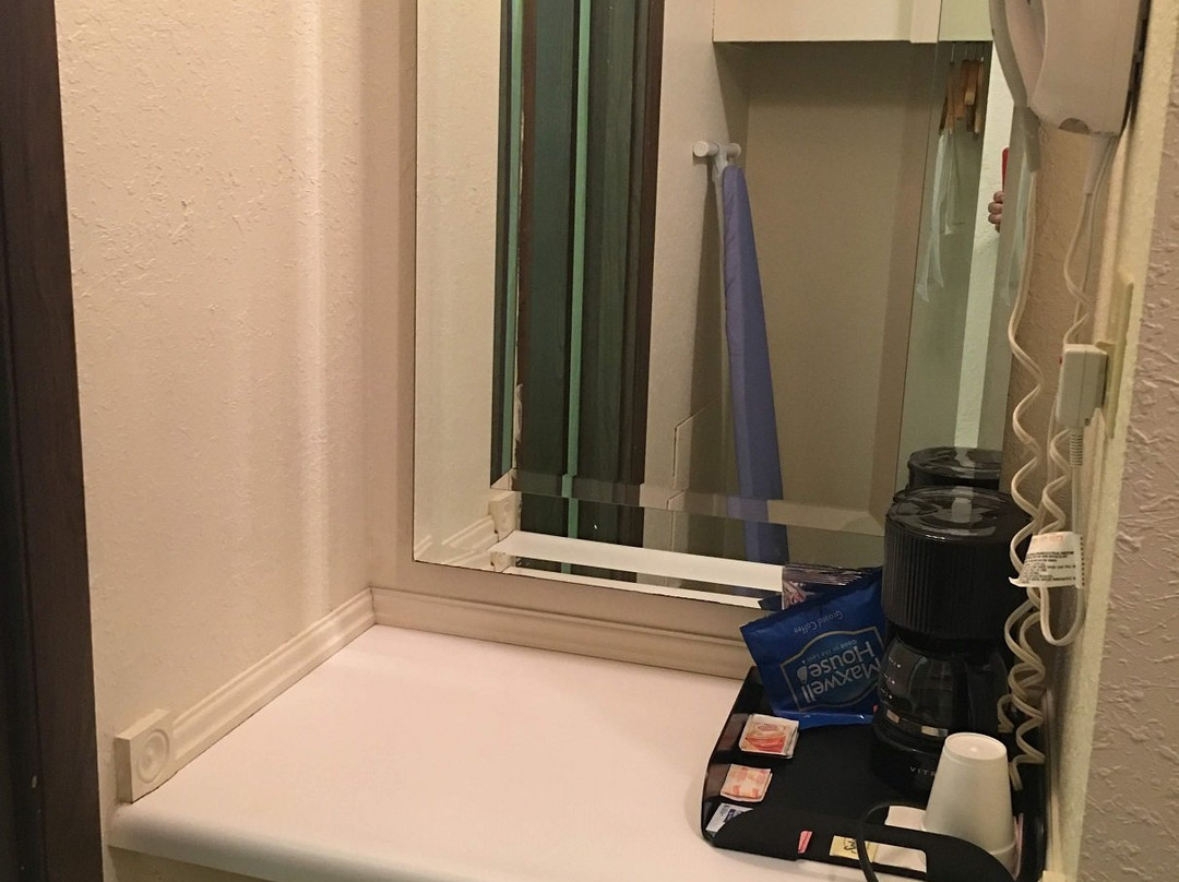 Bicentennial Inn主图