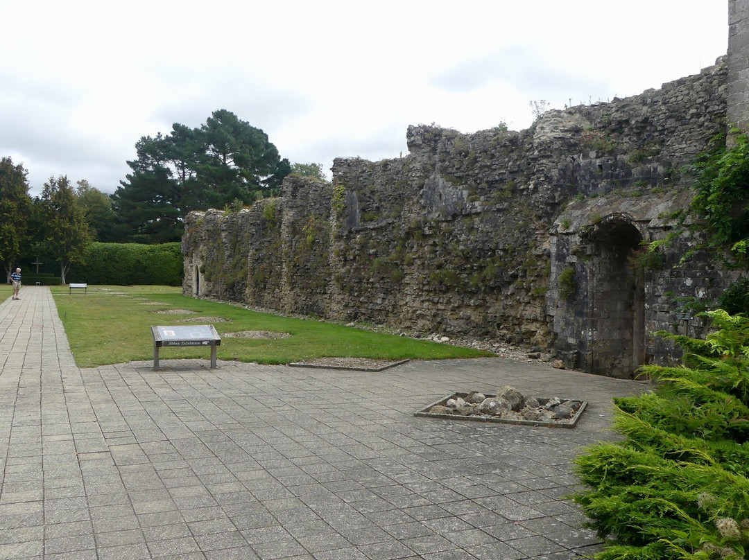 Beaulieu Abbey Church景点图片