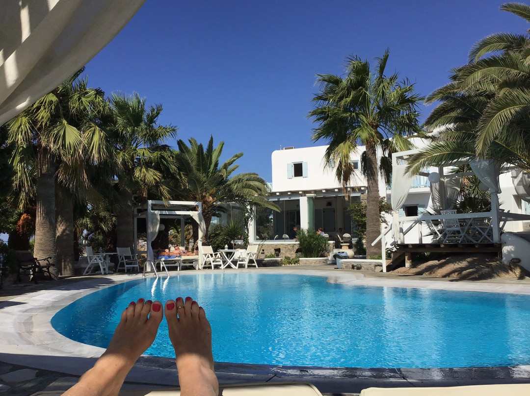 Zephyros Hotel主图