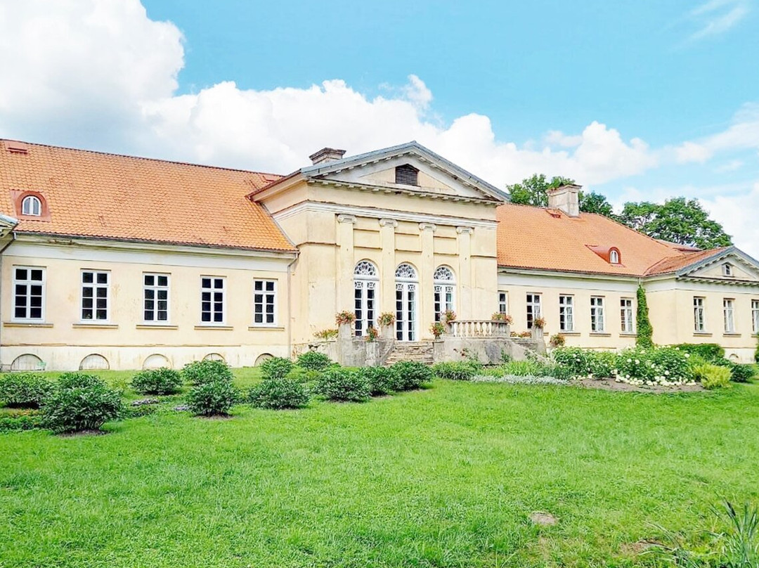 Jaunauce Manor