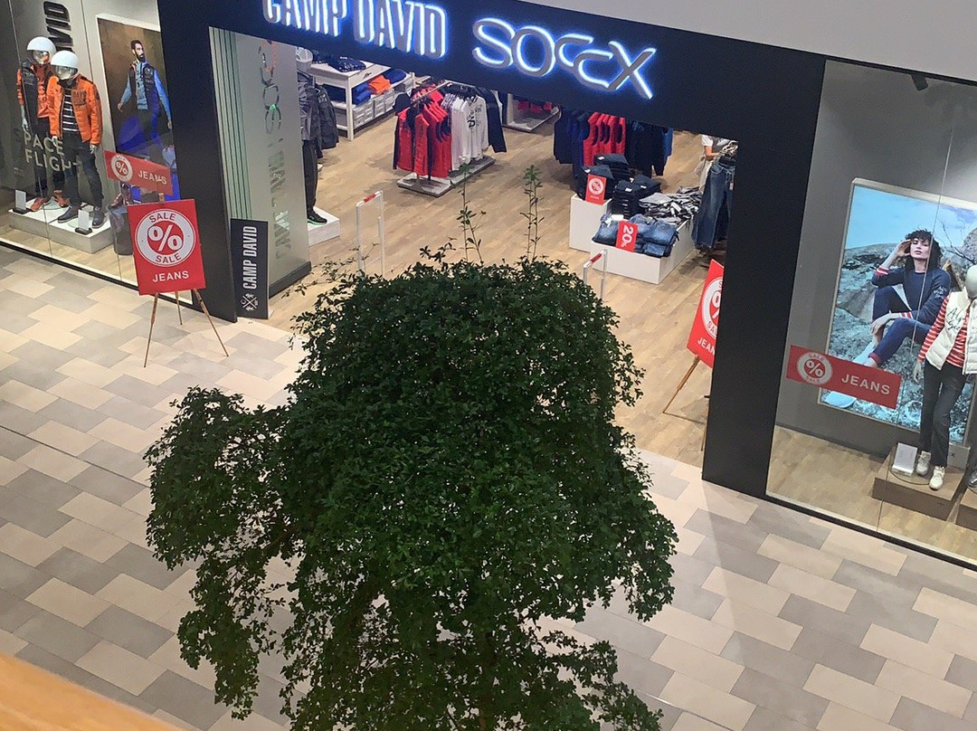 Huma Shopping & Outlet景点图片