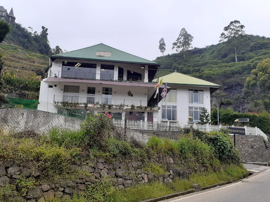 米迪基酒店主图