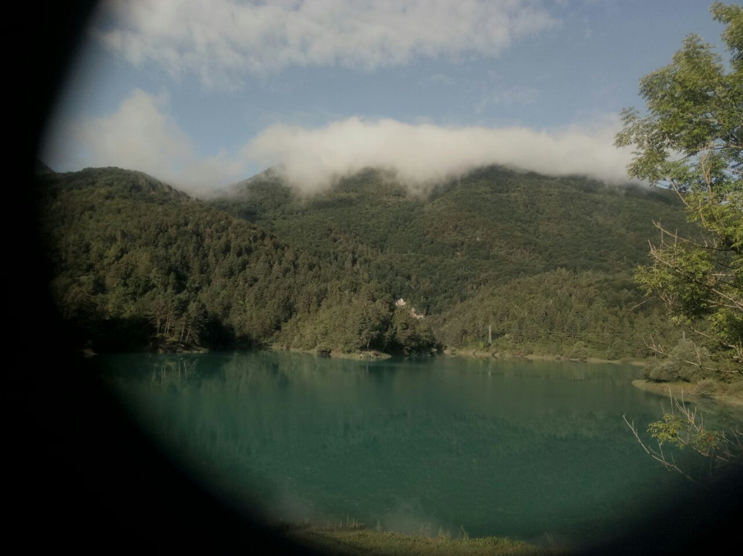 Lago di Verzegnis景点图片