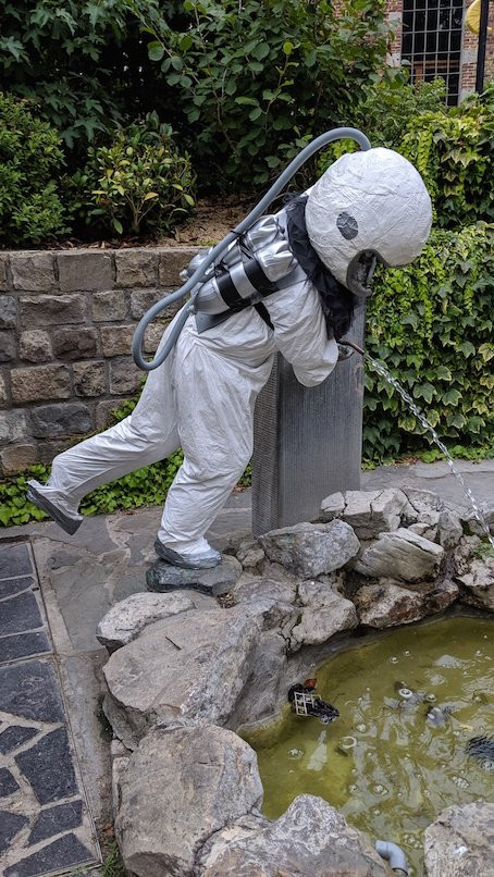 Le Ropieur-蒙斯必去景点