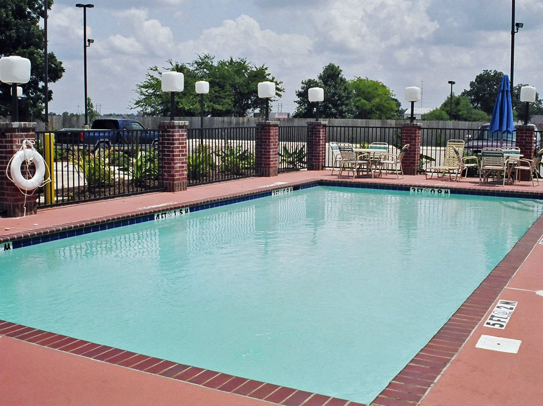 Holiday Inn Express & Suites Greenville By IHG主图