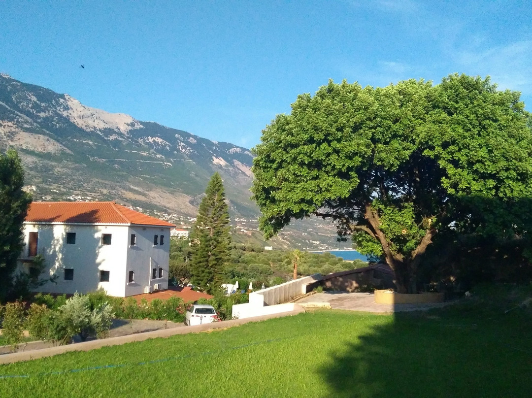 Karavados Beach Hotel主图