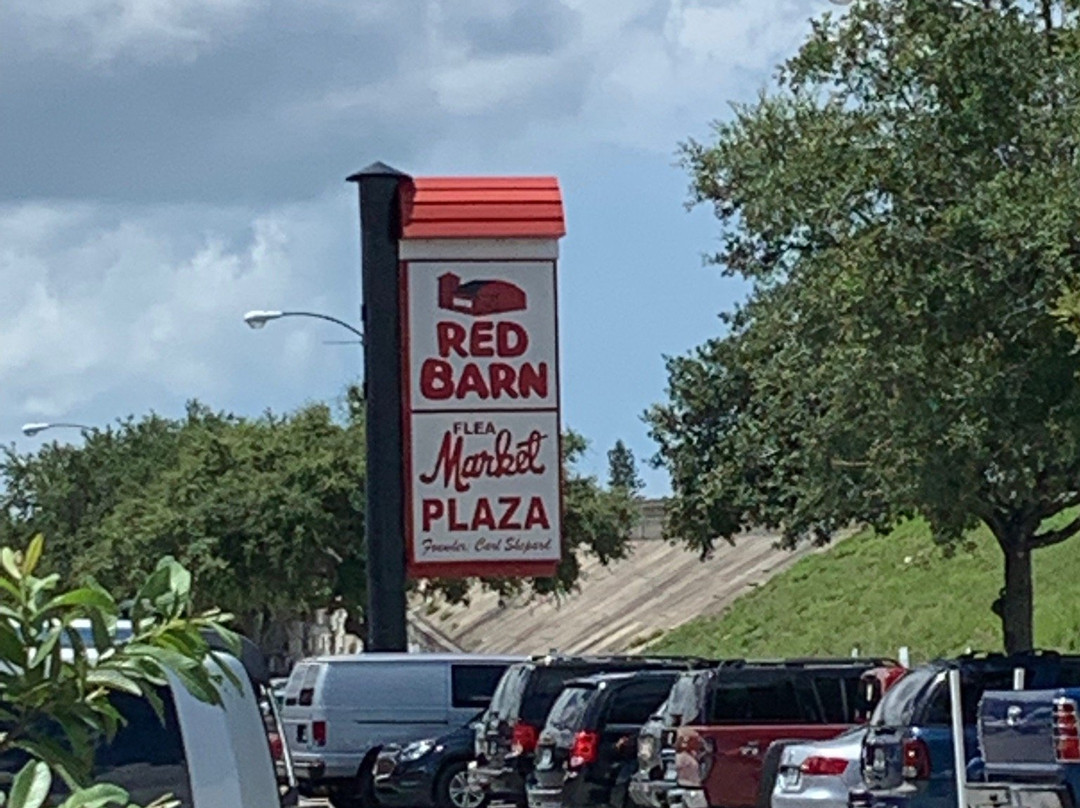 Red Barn Flea Market-布雷登顿必去景点