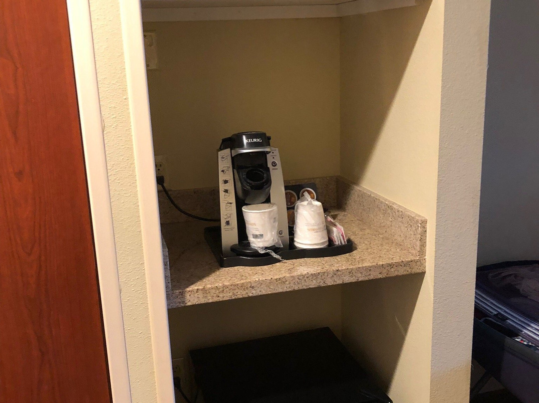 Best Western Plus Rama Inn & Suites主图