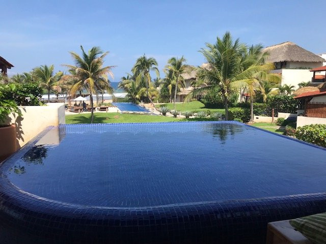 Las Palmas Luxury Villas主图