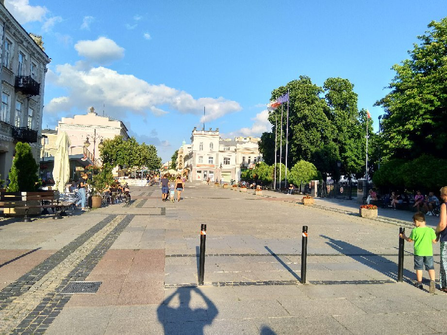 Pomnik Leszka Kołakowskiego-Radom必去景点