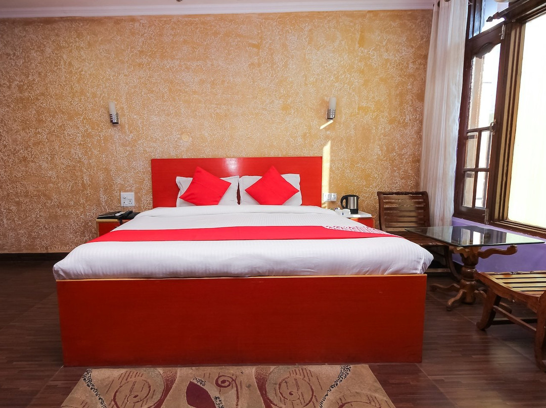 OYO 8367 Hotel The Woodz主图