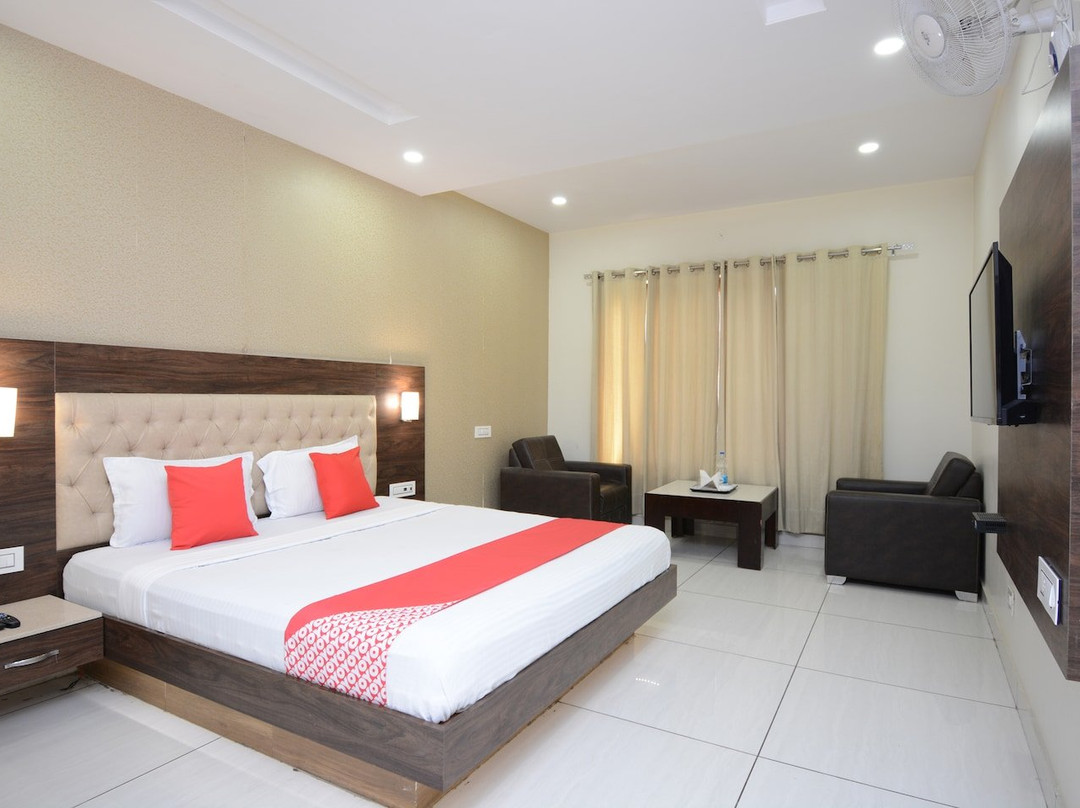 OYO 30561 Hotel Orchid