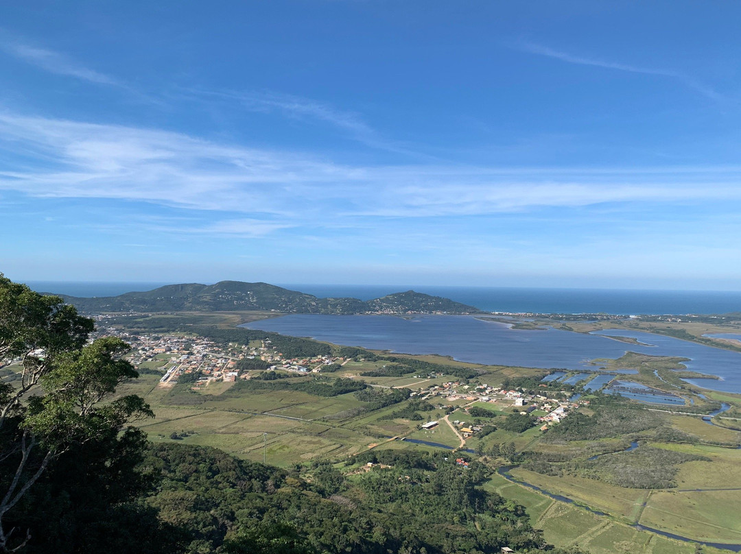 Trilha da Pedra Branca