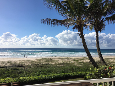 冲浪天际线酒店主图