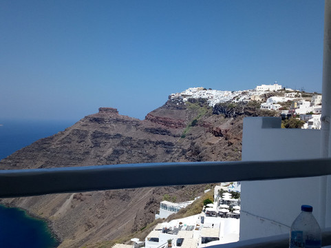 格里尼酒店主图